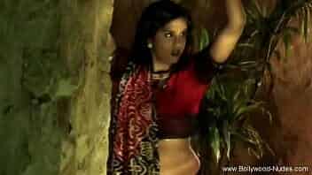 Seduction from Indian lady makes your cock erect and ready to fuck hard arousing moment video