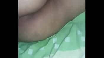 Le doy suave para que nobse despierte video