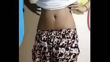 Hot India girl desi giving solo video