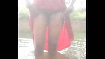 Horny desi teen girl bathing video