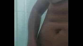 No banho lavando a xavasca video