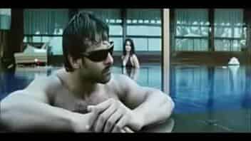 Anuska Shetty all hot and Kiss Compilation (Actress from Bahubali 2) video